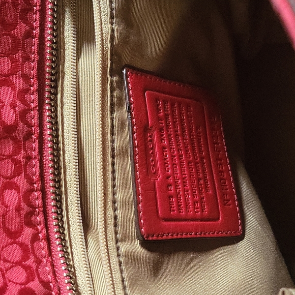 Handbag - Picture 2 of 2